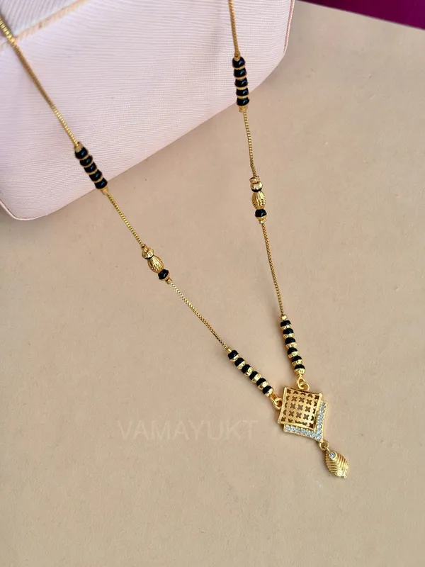 Samaira_18k_gold_plated_mg