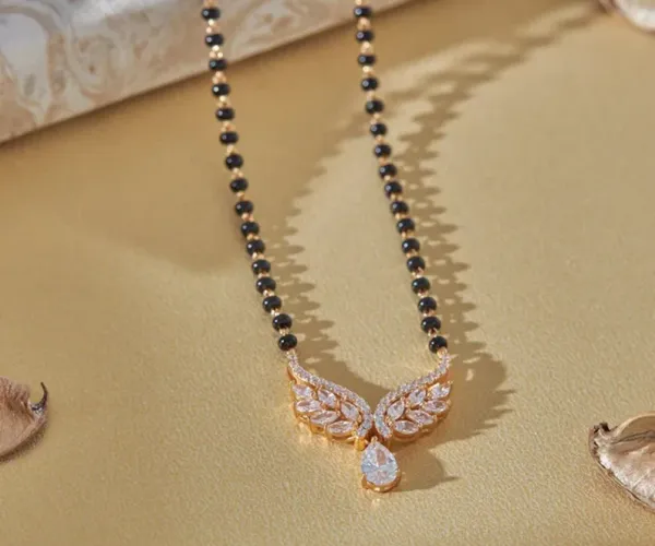 Devoleena_Inspired_Mangalsutra_Rosegold
