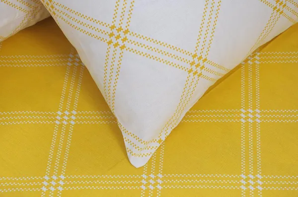 210_TC_Cotton_Elastic_Fitted_Bedsheets_King_Size_with_2_Pillow_Covers_|_72x78_inches_|_Yellow_&_White