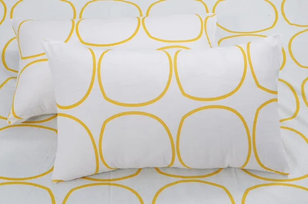 144_TC_Fitted_Cotton_Bedsheet_for_Double_Bed_with_2_Pillow_Covers_|_60_x_78_inches_|_White_(Yellow_Circles)