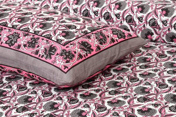 Rajasthan_Royal_Super_Fine_Cotton_Block_Print_King_Size_Bedsheet