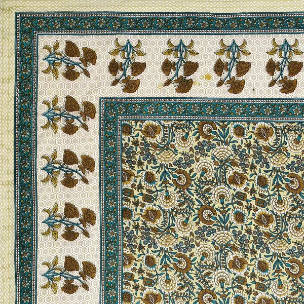 Rajasthani_Jaipuri_Traditional_Double_Bed_Bedsheet_with_2_Pillow_Covers