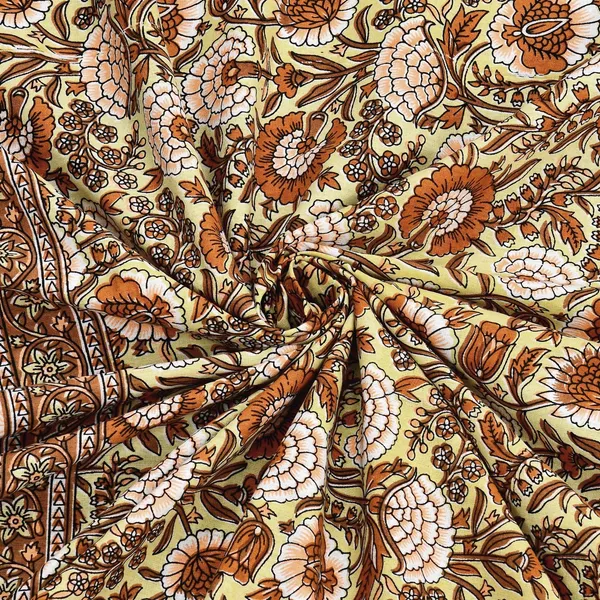 Rajasthani_Jaipuri_Traditional_Double_Bed_Bedsheet_with_2_Pillow_Covers