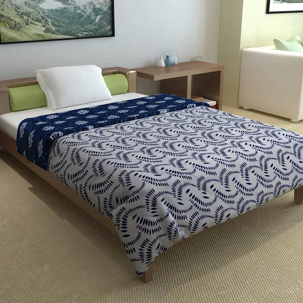 _Microfibre_All_Weather_Lightweight_120_GSM_Printed_Reversible_Single_Bed_Quilt_Comforter_Blanket_(Abstract,_Navy_Blue_and_White)