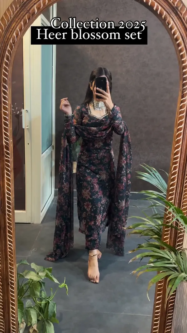 Heer_blossom_kurti_and_dupatta_set