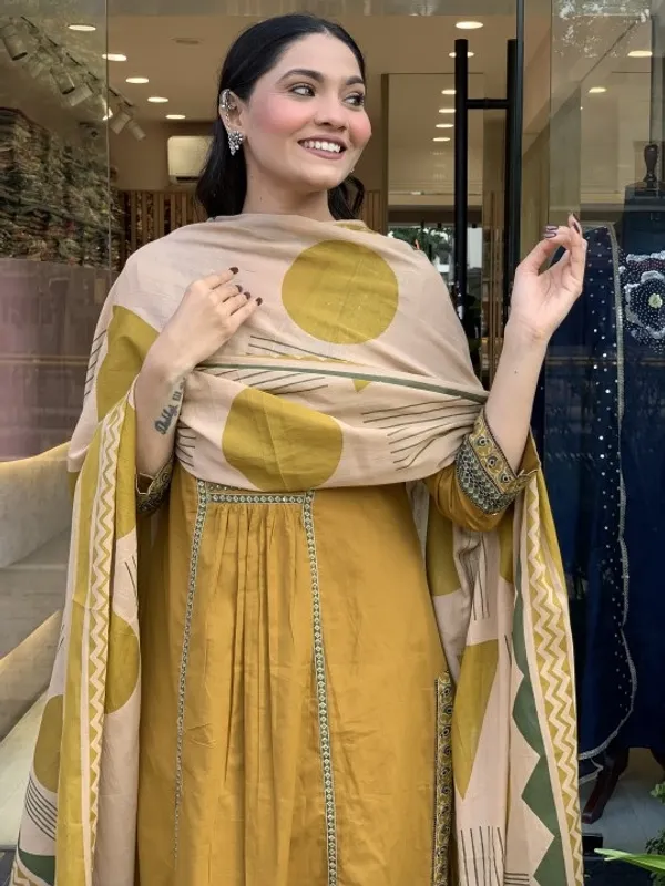 Mustard_Ethnic_Printed_Kurta_Set_with_Dupatta