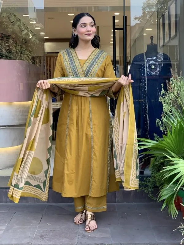 Mustard_Ethnic_Printed_Kurta_Set_with_Dupatta
