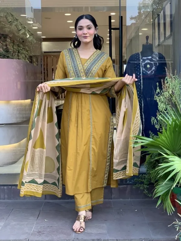 Mustard_Ethnic_Printed_Kurta_Set_with_Dupatta