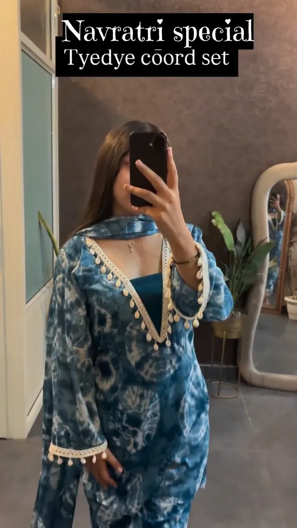 Navratri_Special_Blue_Tie-Dye_Coord_Set_with_Dupatta