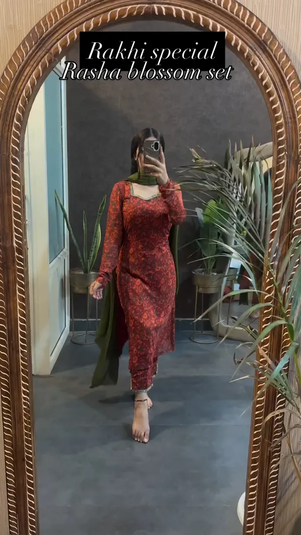 Rakhi_special_Rasha_Rust_Blossom_Kurta_Pant_Dupatta_Set