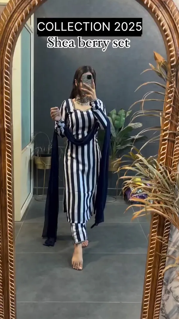 Blue_Straight_Full_Sleeves_Shea_Berry_Kurta_and_Pant_with_Dupatta