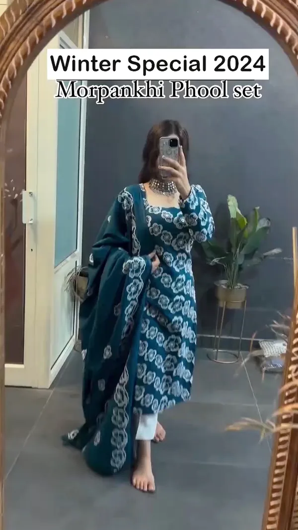 Blue_Cotton_Full_Sleeves_Morpankhi__Phool_Kurta_and_Pant_Set_with_Dupatta