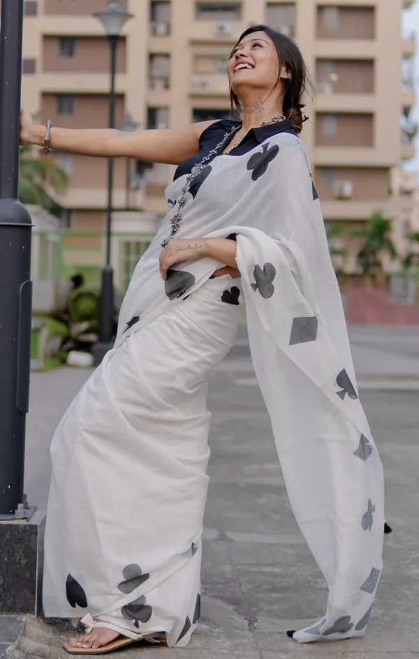 Panoply_White_Colour_Linen_Saree_(With_Unstitched_Blouse_Piece)_(For_Women)