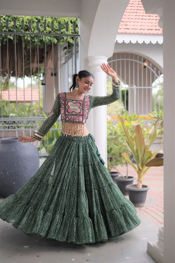 Bandhni_Print_with_Standard_Frill_stitching_in_Faux_Georgette.