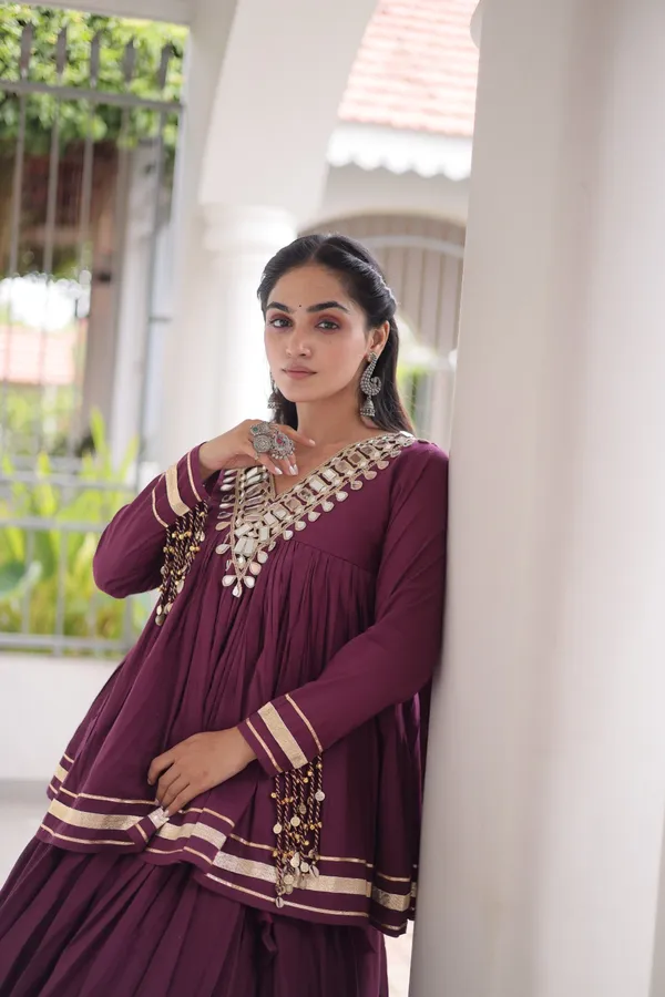 Elegant_Kora_Cotton_Lehenga_designed_with_beautiful_Zari_Patta_and_Gota_Patti_lace_work,_giving_a_rich_traditional_look._Paired_with_a_stitched_blouse_�_perfect_for_festive_and_Navratri_wear._?