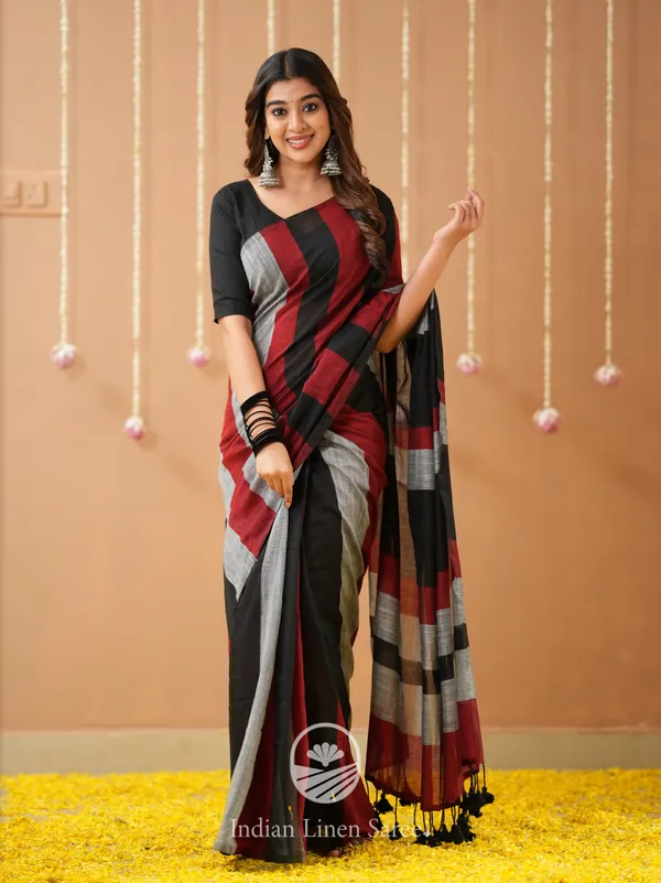 Black_Handloom_Cotton_Saree_with_Designer_Blouse