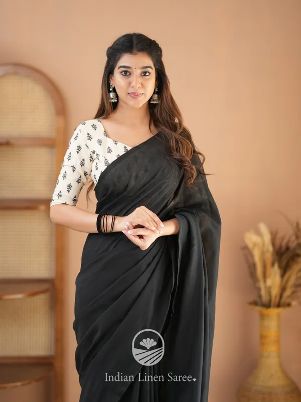 Black_Handloom_Cotton_Saree_With_Designer_Blouse
