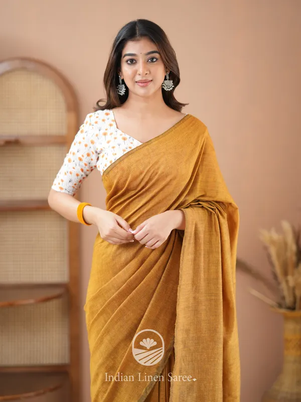 Mustrad_Handloom_Cotton_Saree_With_Designer_Blouse