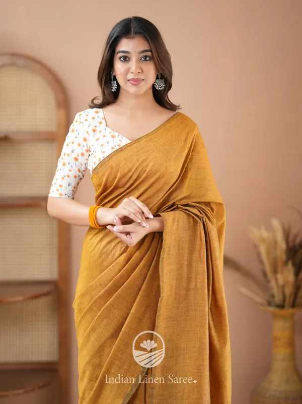 Mustrad_Handloom_Cotton_Saree_With_Designer_Blouse