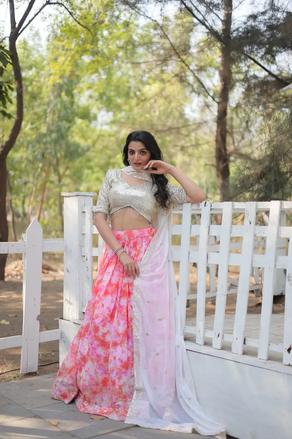 Premium_White_Digital_Printed_Jacquard_Lehenga_Choli_with_Dupatta_&_Unstitched_Blouse