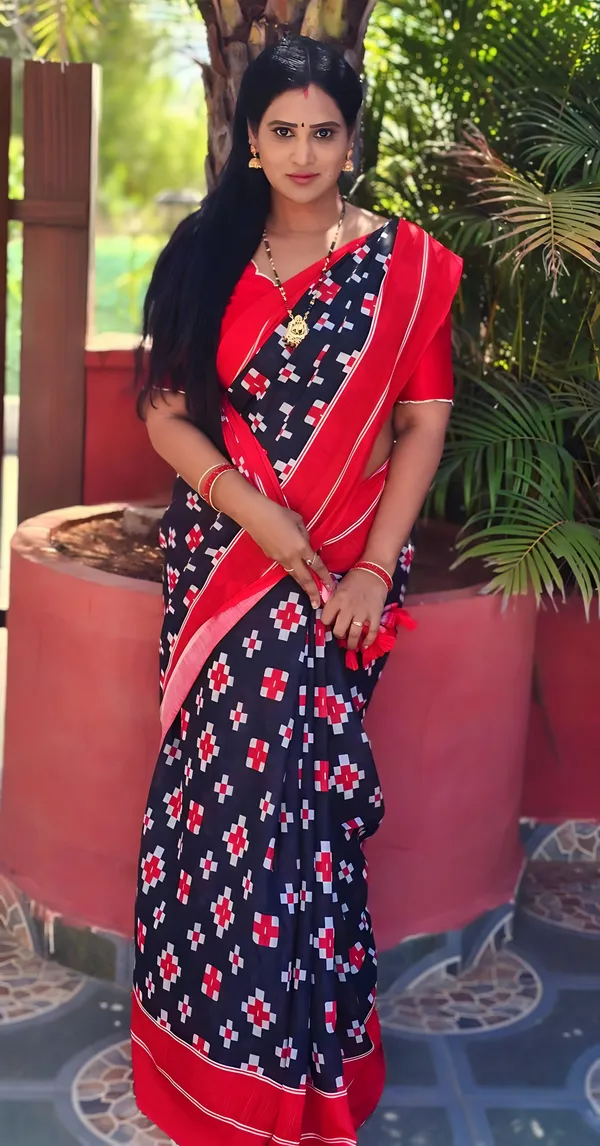 Black_Colour_Linen_Saree_(With_Unstitched_Blouse_Piece)_(For_Women)