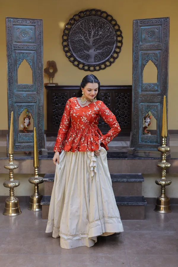 Silk_Lehenga_with_sequins,_zari_&_mirror_embellished_work,_paired_with_a_stylish_blouse._Gives_a_beautiful_flared_look_�_perfect_for_parties_&_festive_wear._Unstitched_blouse_included._?