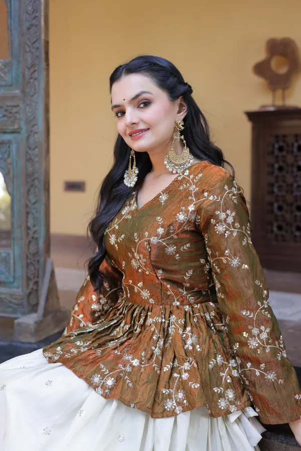 Silk_Lehenga_with_sequins,_zari_&_mirror_embellished_work,_paired_with_a_stylish_blouse._Gives_a_beautiful_flared_look_�_perfect_for_parties_&_festive_wear._Unstitched_blouse_included._?