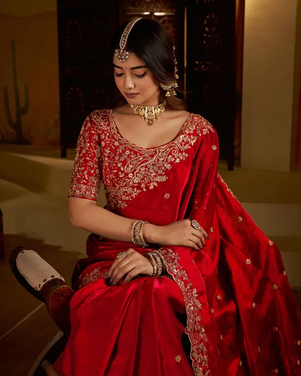 Red_Colour_Satin_Silk_Saree_with_Heavy_Embroidery_Work_Blouse_Designer_Wedding_&_Party_Wear_Ethnic_Saree_for_Women