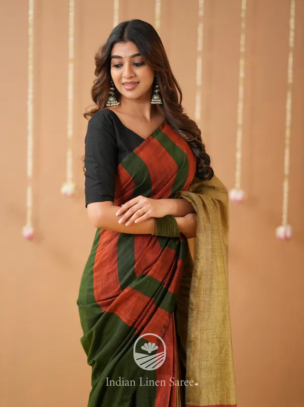 Green_Handloom_Cotton_Saree_with_Designer_Blouse