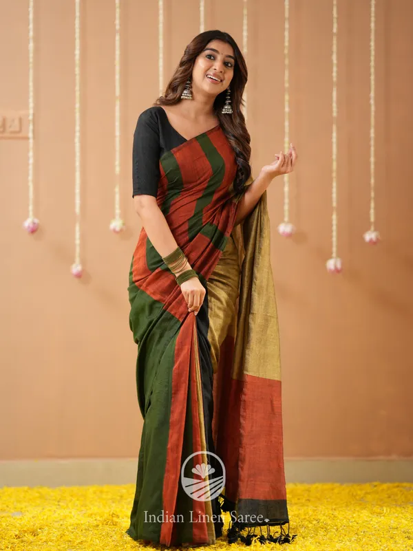 Green_Handloom_Cotton_Saree_with_Designer_Blouse