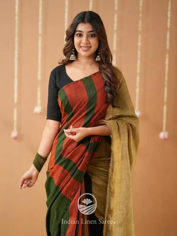 Green_Handloom_Cotton_Saree_with_Designer_Blouse