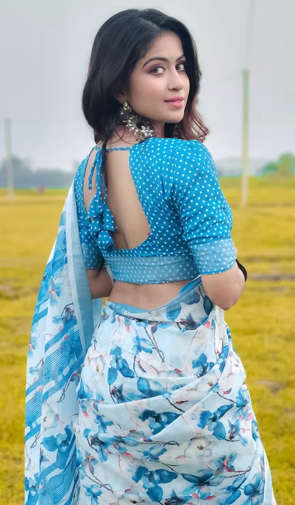 Sky_Blue_Colour_Linen_Saree_(With_Unstitched_Blouse_Piece)_(For_Women)