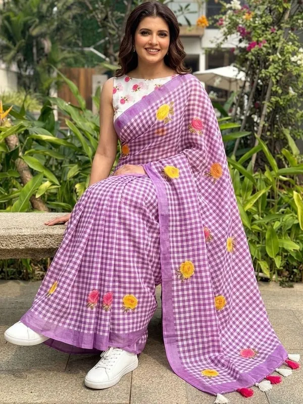 Latest_Linen_Sarees