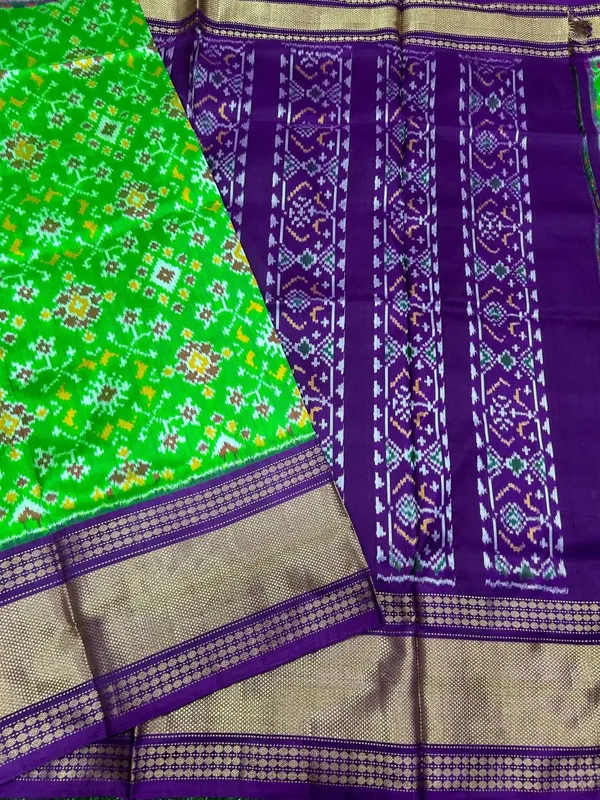 Pochammpalli_Designer_Printed_And_Dolla_Silk_Fabric_Sarees