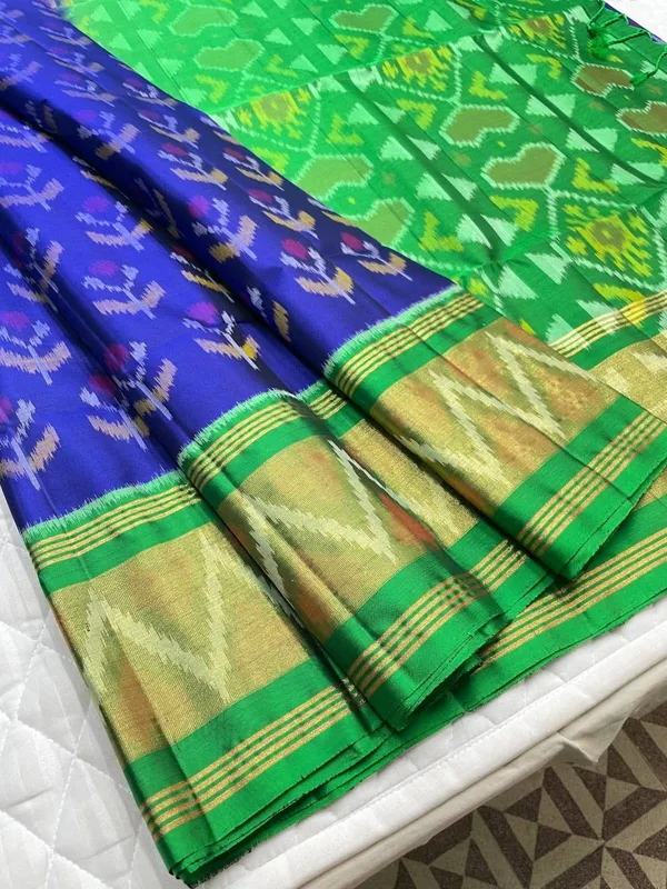 Pochammpalli_Designer_Printed_And_Dolla_Silk_Fabric_Sarees