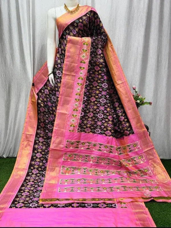 Pochampalli_Designer_Printed_And_Dolla_Silk_Fabric_Saree