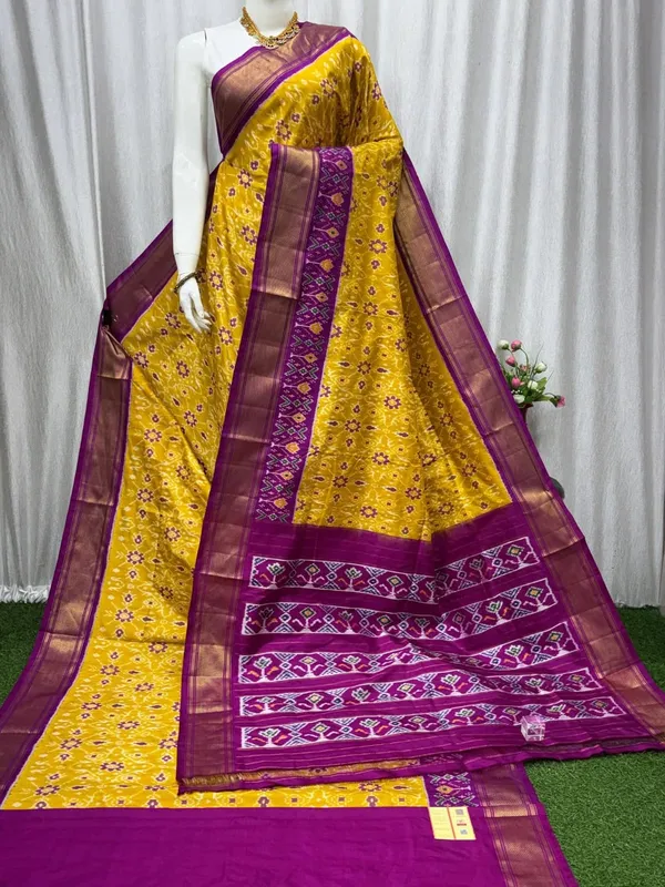 Pochampalli_Designer_Printed_And_Dolla_Silk_Fabric_Saree