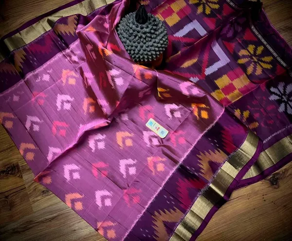 Pochampalli_Designer_Printed_And_Dolla_Silk_Fabric_Sarees
