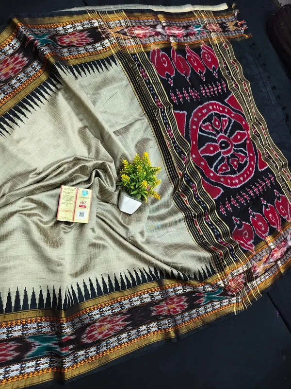 Pochampalli_Designer_Printed_And_Dolla_Silk_Fabric_Sarees