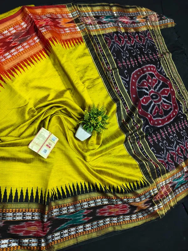 Pochampalli_Designer_Printed_And_Dolla_Silk_Fabric_Sarees