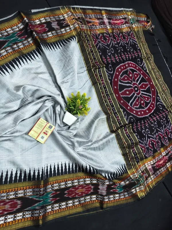 Pochampalli_Designer_Printed_And_Dolla_Silk_Fabric_Sarees