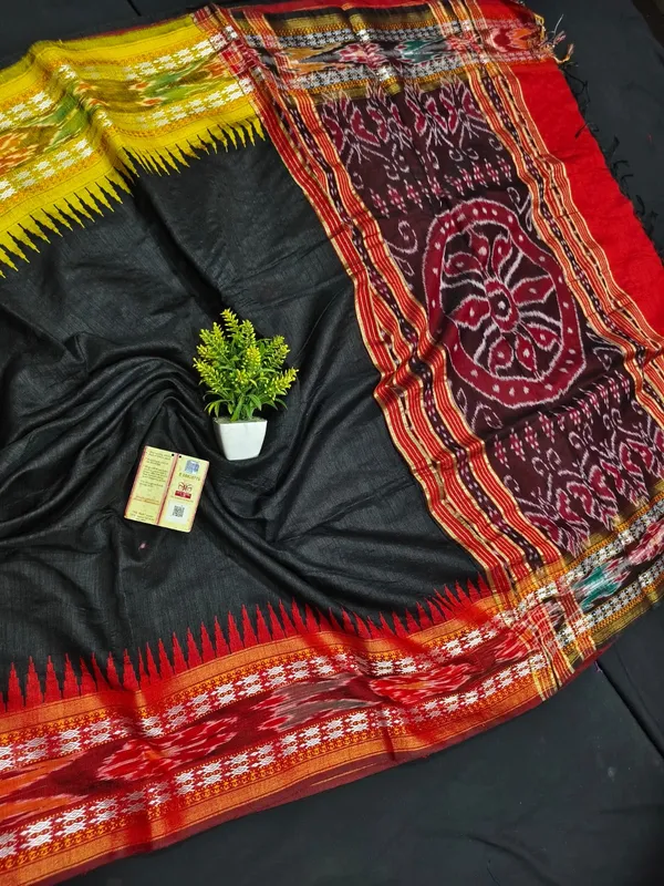 Pochampalli_Designer_Printed_And_Dolla_Silk_Fabric_Sarees