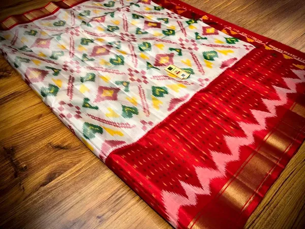 Pochampalli_Designer_Printed_And_Dolla_Silk_Fabric_Sarees