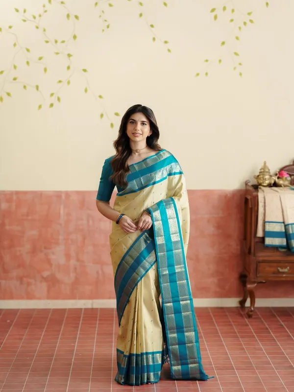 Lichi_Kanchipuram_Tussar_Silk_Sarees