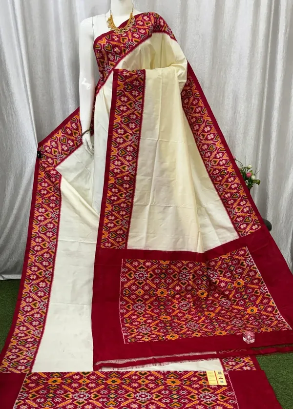 Pochampalli_Designer_And_Dolla_Silk_Saree