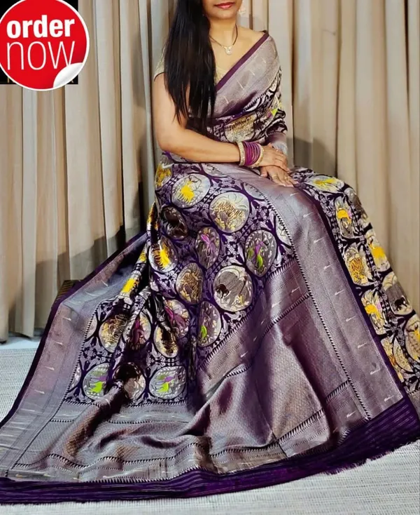 Pochampalli_Designer_Printed_And_Dolla_Silk_Fabric_Sarees