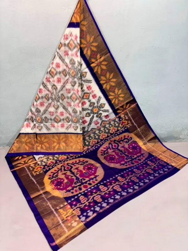 Twill_Ikkat_Designer_And_Dolla_Silk_Sarees