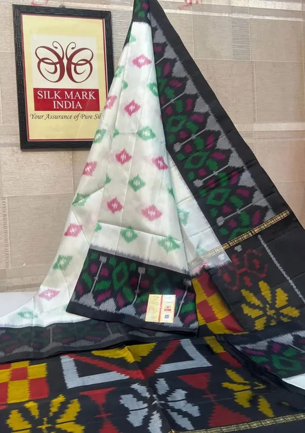Pochampalli_Designer_Printed_And_Dolla_Silk_Fabric_Sarees