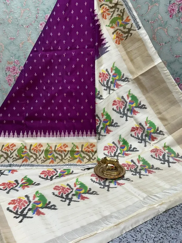 Pochampalli_Designer_And_Dolla_Silk_Fabric_Sarees