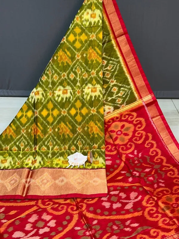 Pochammpalli_Designer_Printed_And_Dolla_Silk_Fabric_Sarees